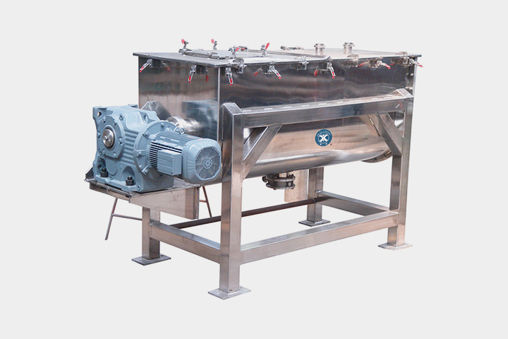 What types of powder mixers are used in the medical field?